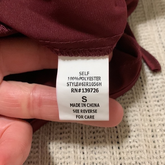 NWT Burgundy Romper - Picture 12 of 13